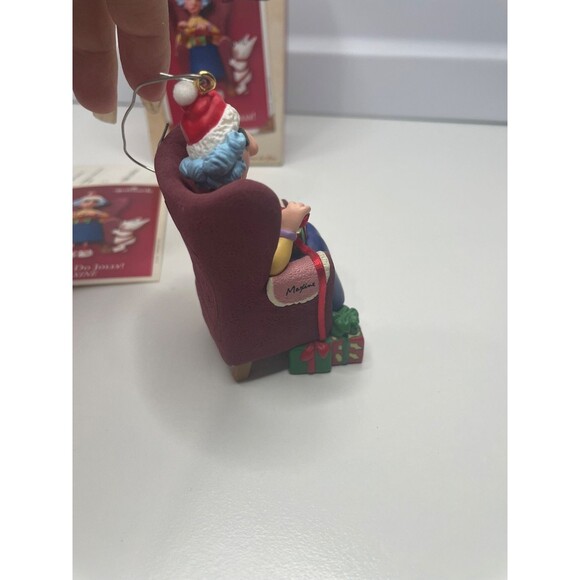 Hallmark Keepsake Maxine and Floyd Christmas Ornament I Dont Do Jolly with Sound - Picture 3 of 8